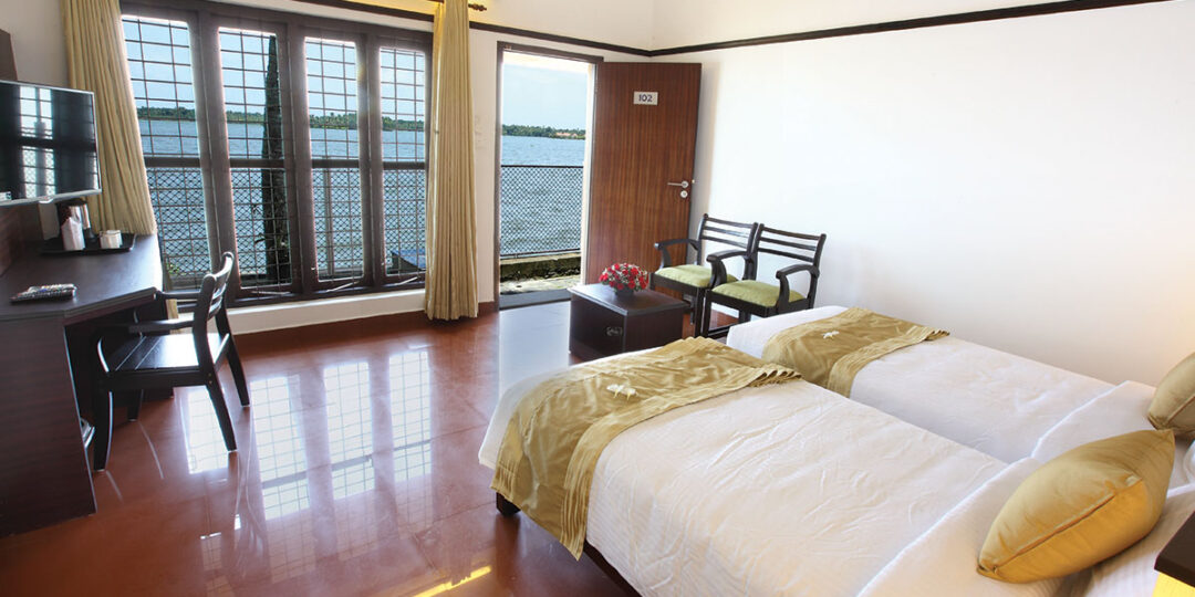 Grand Ayur Island Resort Alappuzha Room