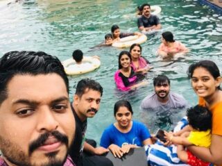 People enjoying in Alleppey Backwaters